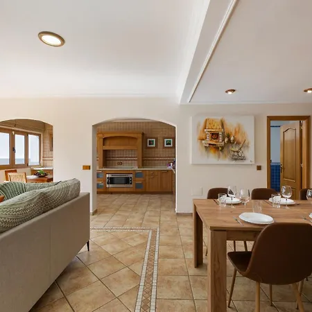 Carabela - Vipvipvillas