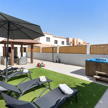 Carabela - Vipvipvillas * Коральео